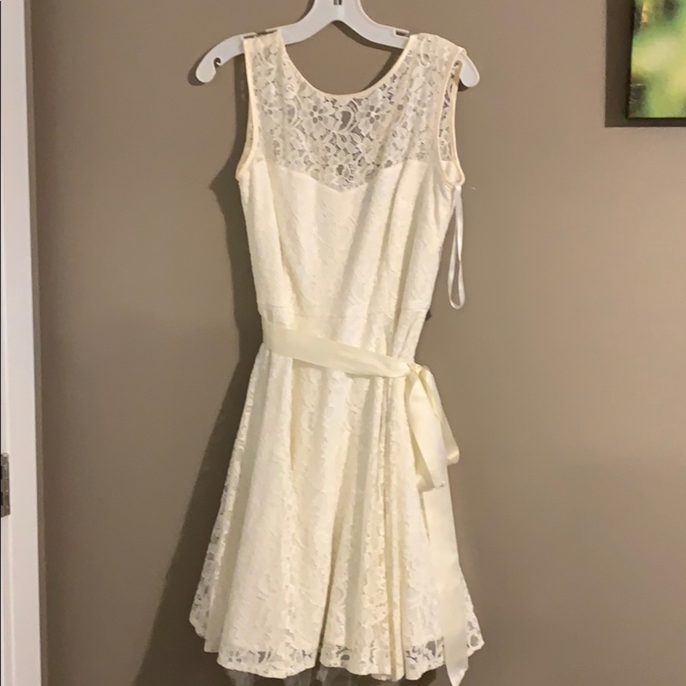 Women’s dress